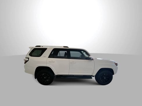 Used 2019 Toyota 4Runner SR5 image 9