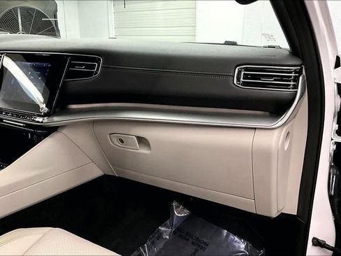 Used 2025 Jeep Wagoneer L Series III AWD/4WD image 20
