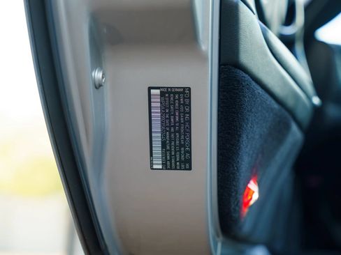 Used 2003 Porsche 911 GT3 RS image 65