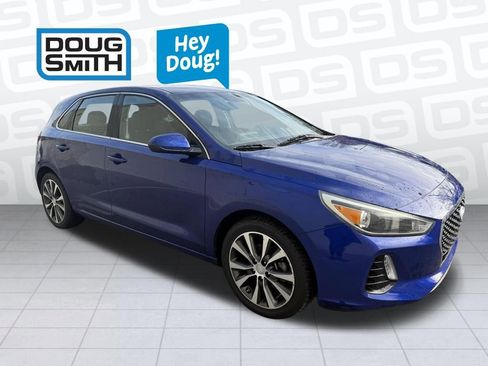 Used 2019 Hyundai Elantra GT FWD image 5