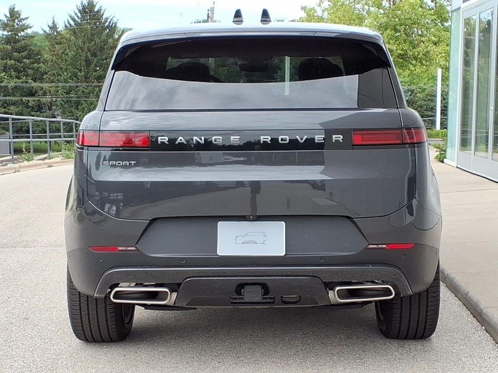 New 2026 Land Rover Range Rover Sport SE AWD/4WD image 4