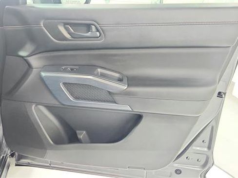 Used 2025 Nissan Pathfinder Rock Creek image 26