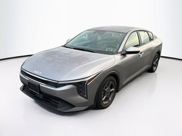 Certified 2025 Kia K4 FWD image 1
