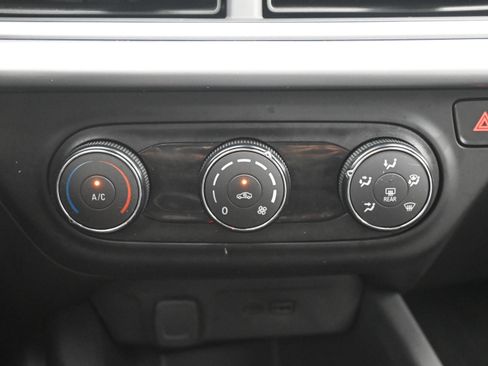Used 2024 Chevrolet Trax LS w/ Driver Confidence Package FWD image 15