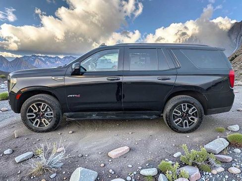 Used 2023 GMC Yukon AT4 w/ Max Trailering Package AWD/4WD image 3