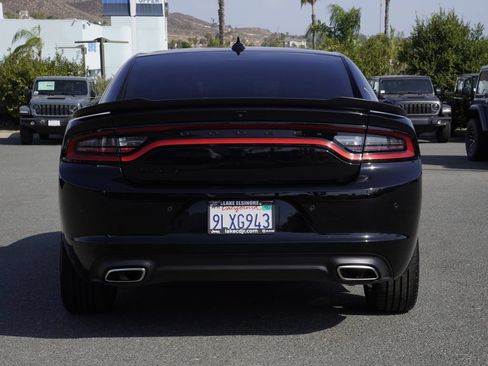 Used 2023 Dodge Charger SXT w/ Blacktop Package RWD image 5