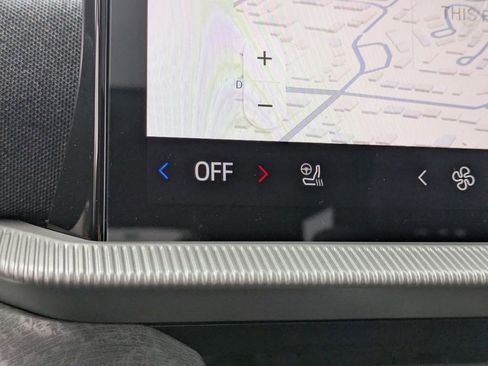 New 2026 Ford Explorer Platinum image 30