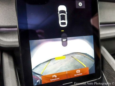 Used 2022 Polestar Polestar 2 w/ Performance Package image 20