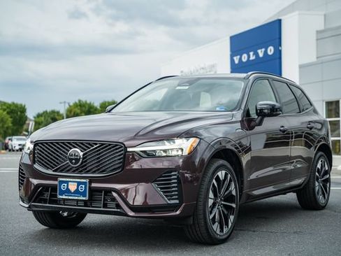 New 2026 Volvo XC60 T8 Plus w/ Protection Package Premier AWD/4WD image 3