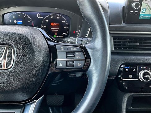 Used 2023 Honda Pilot Elite image 12