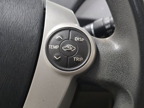 Used 2013 Toyota Prius Three w/ Solar Roof Pkg image 28