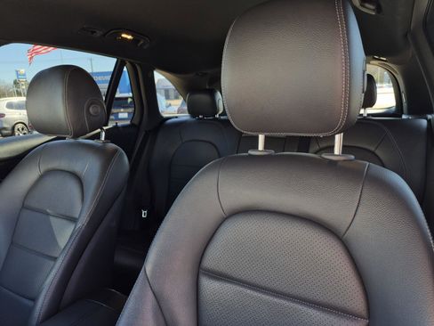 Used 2022 Mercedes-Benz GLC 300 image 25