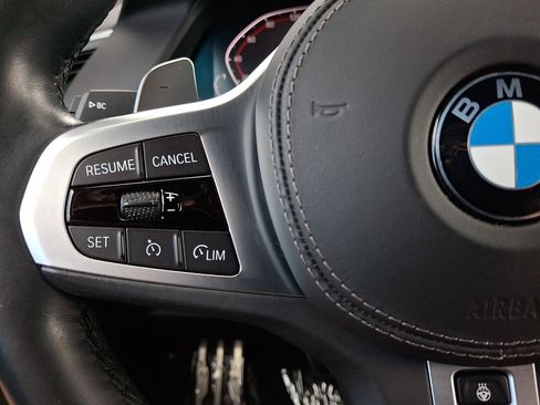 Used 2020 BMW X7 xDrive40i w/ M Sport Package AWD/4WD image 23