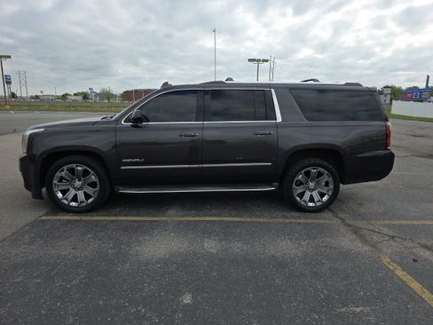 Used 2015 GMC Yukon XL Denali w/ Open Road Package image 2