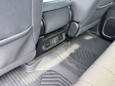 Used 2022 Chevrolet Silverado 1500 RST image 15