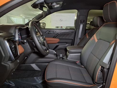 New 2026 GMC Canyon AT4 AWD/4WD image 14
