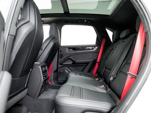 New 2026 Porsche Cayenne GTS AWD/4WD image 25