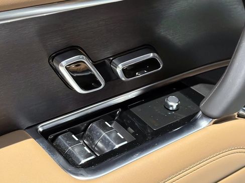 New 2026 Land Rover Range Rover SE AWD/4WD image 16
