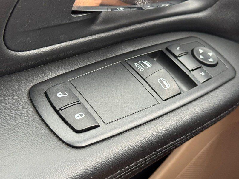 Used 2015 Dodge Grand Caravan SE w/ Quick Order Package 29E SE FWD image 24