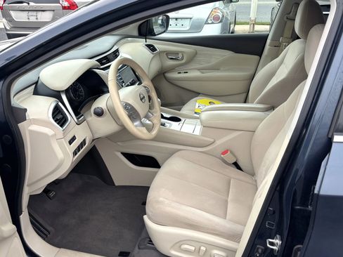 Used 2016 Nissan Murano SV w/ Cargo Package image 15