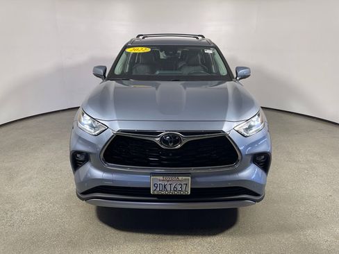 Certified 2022 Toyota Highlander Platinum image 8
