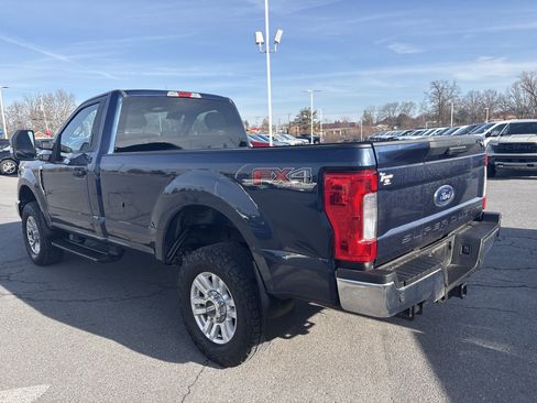 Used 2017 Ford F250 XLT w/ XLT Value Package image 6