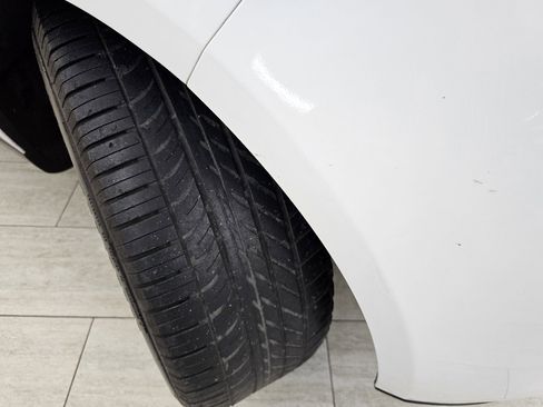 Used 2017 Land Rover Range Rover HSE image 41