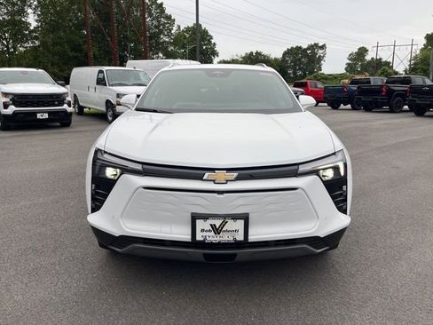 New 2025 Chevrolet Blazer EV LT w/ Super Cruise Package AWD/4WD image 3