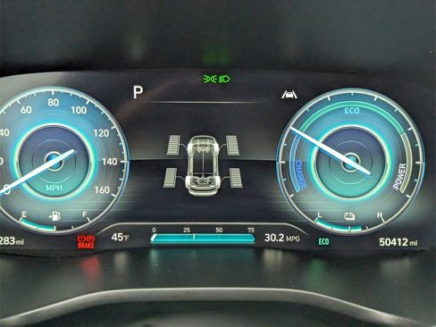 Certified 2022 Hyundai Santa Fe Limited image 26