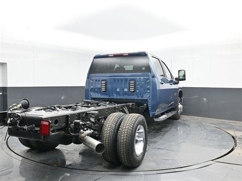 New 2026 Chevrolet Silverado 3500 LT w/ Convenience Package image 14