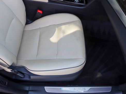Used 2016 Hyundai Equus Ultimate RWD image 22