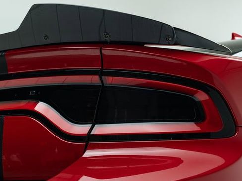 Used 2016 Dodge Charger SRT Hellcat w/ Harman/Kardon Audio Group image 15