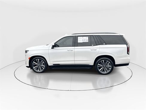 Used 2024 Cadillac Escalade Sport w/ LPO, ONYX Package image 5