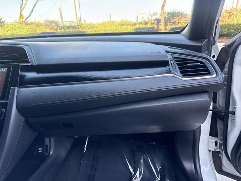 Used 2020 Honda Civic Sport image 15