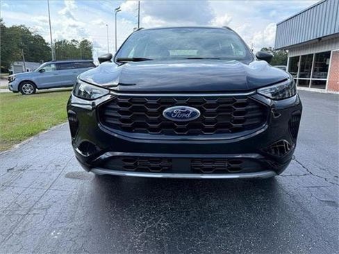 Used 2024 Ford Escape ST-Line w/ Tech Pack #1 FWD image 27