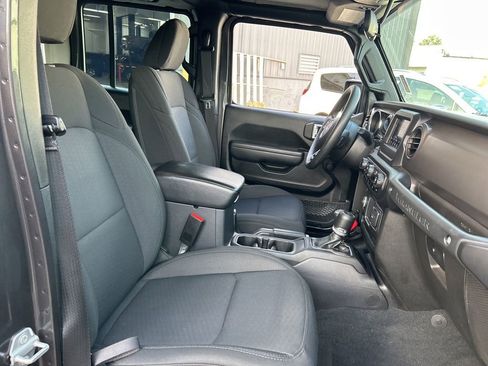 Certified 2022 Jeep Wrangler Unlimited Sport image 34