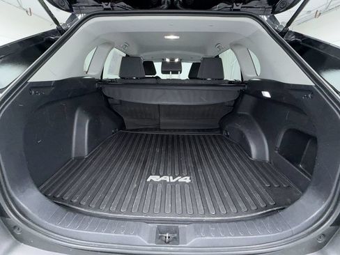 Certified 2023 Toyota RAV4 LE AWD/4WD image 17