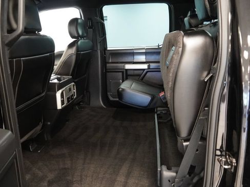 Used 2018 Ford F150 4x4 SuperCrew image 20