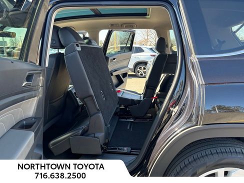 Used 2022 Volkswagen Atlas SE image 22