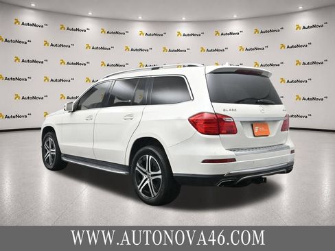 Used 2016 Mercedes-Benz GL 450 4MATIC w/ Premium I Package image 5