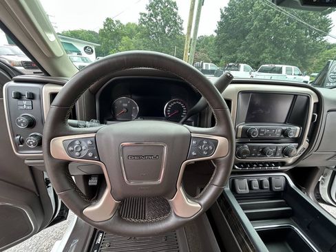 Used 2015 GMC Sierra 3500 Denali w/ Duramax Plus Package AWD/4WD image 17