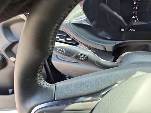 Used 2024 Buick Envista Sport Touring w/ Convenience I Package image 35