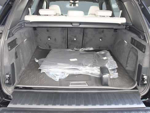 Used 2026 BMW X5 sDrive40i w/ M Sport Package image 33