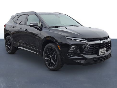 New 2026 Chevrolet Blazer RS w/ Driver Confidence II Package image 3