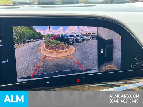 Used 2022 Cadillac Escalade Sport Platinum w/ LPO, ONYX Package image 39