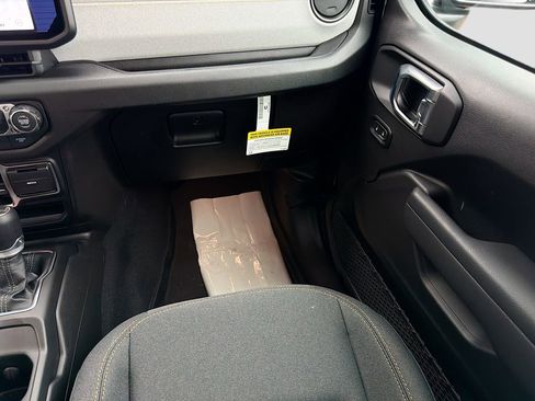 New 2026 Jeep Gladiator Sport image 16