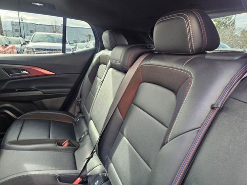 Used 2025 Chevrolet Equinox EV RS image 21