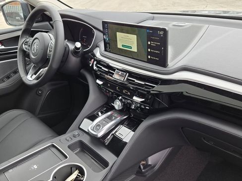 New 2026 Acura MDX SH-AWD image 10