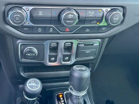 New 2026 Jeep Wrangler Sport AWD/4WD image 30