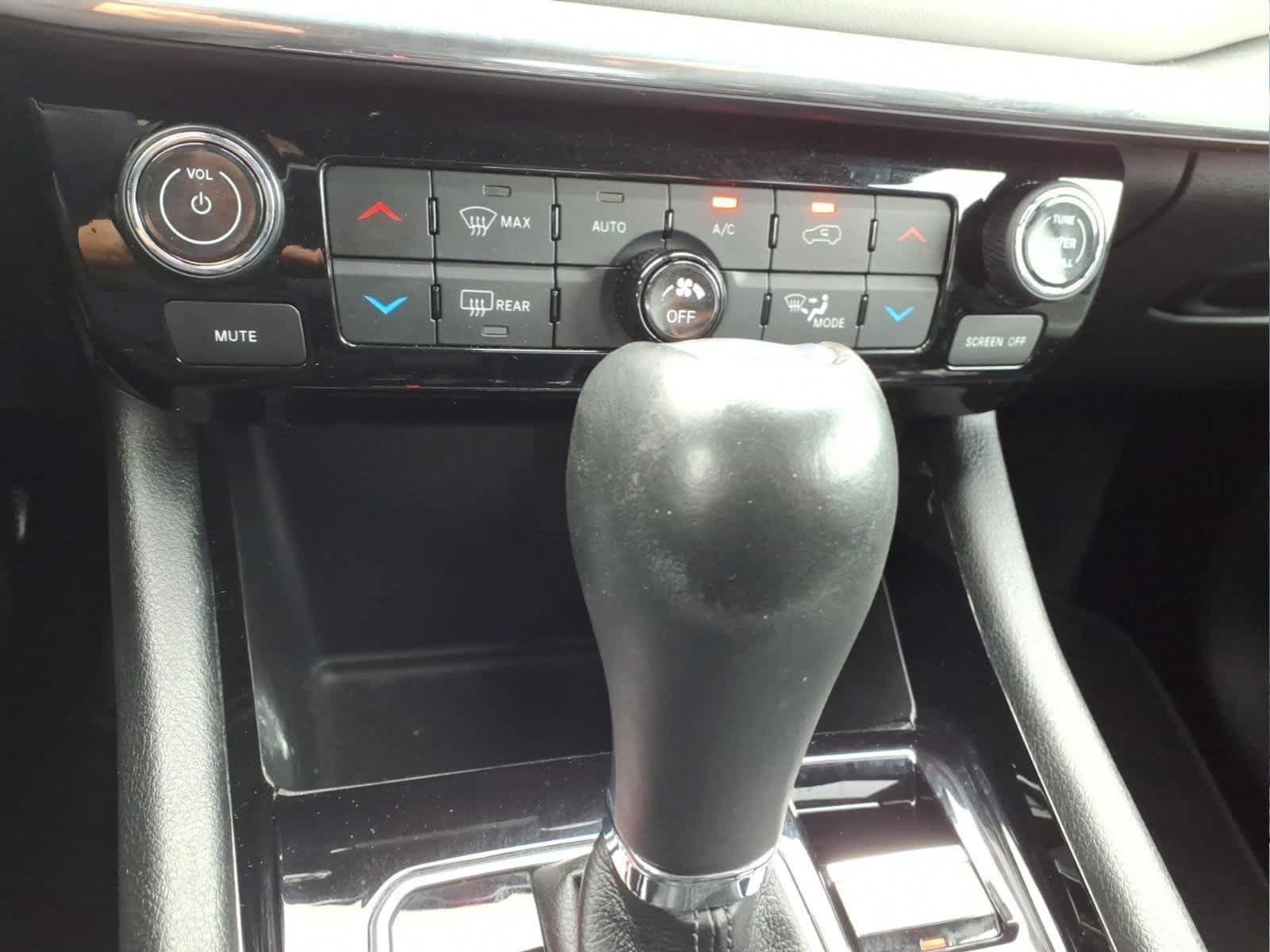 Used 2023 Jeep Compass Limited w/ Sun and Sound Group AWD/4WD image 21